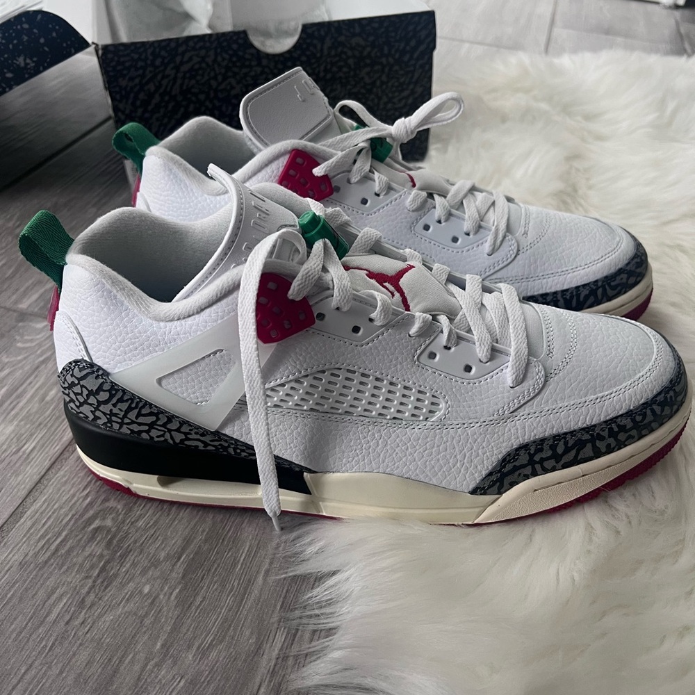 Men’s Jordan Spizike Low - Picture 6 of 16